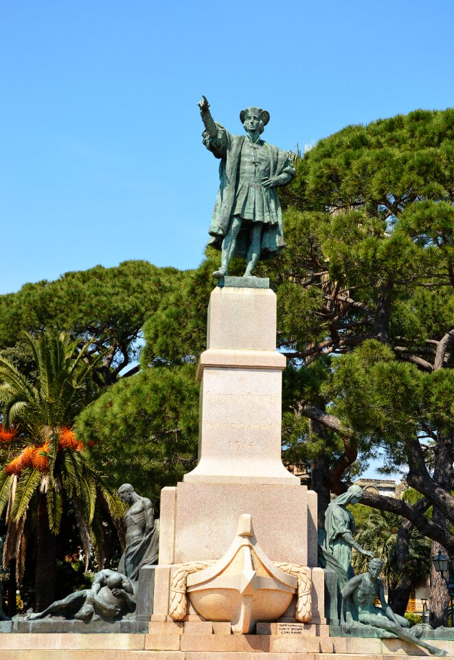 Statue cristoforo colombo vacations