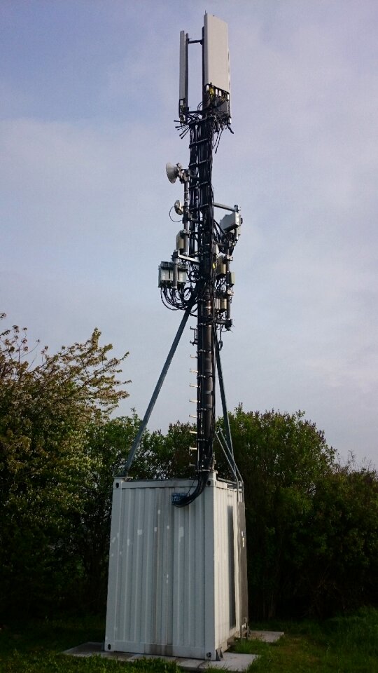 Mobile base station transmission tower