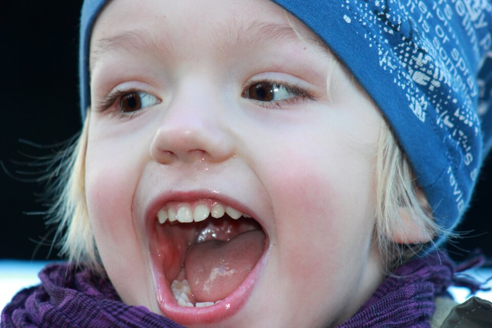 Child three-year-old a smile