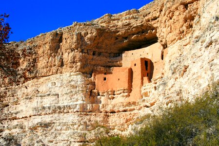 Monument desert native
