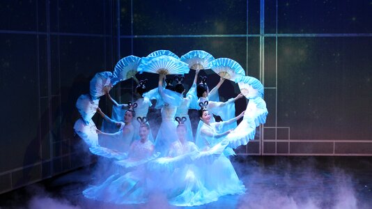 Blue dance blue dancing