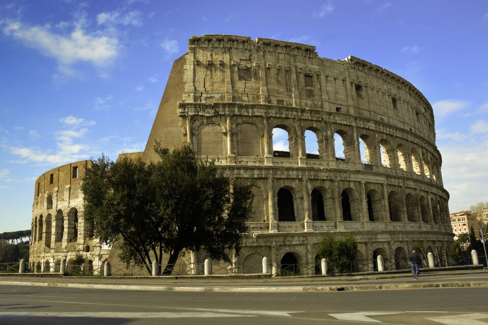 Colloseum culture stone