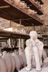Excavation volcanic eruption body