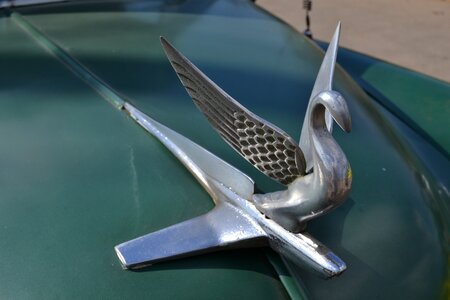 Chevrolet old cool figure