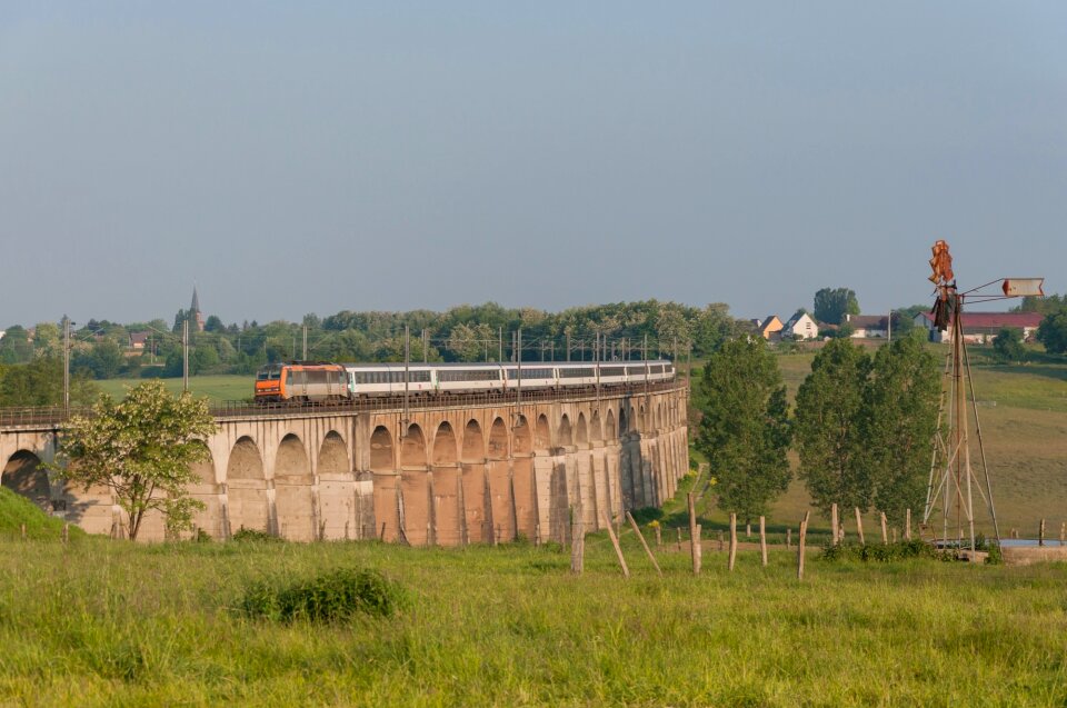 Bb26000 night train viaduct