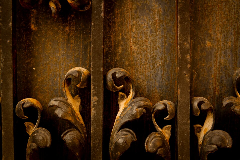 Gateway fancy metal