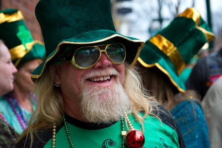 Elf celebration green