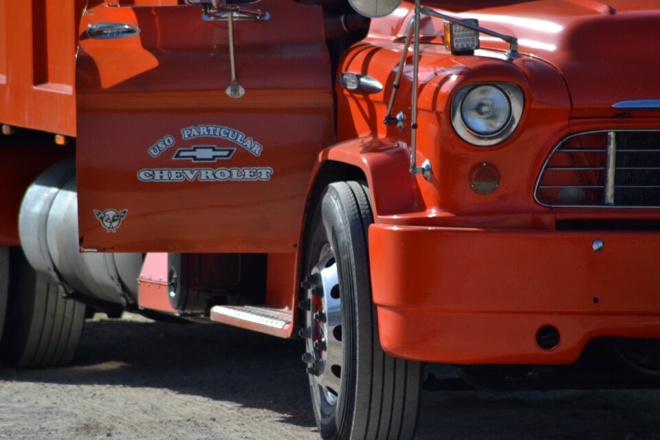 Chevrolet red detail