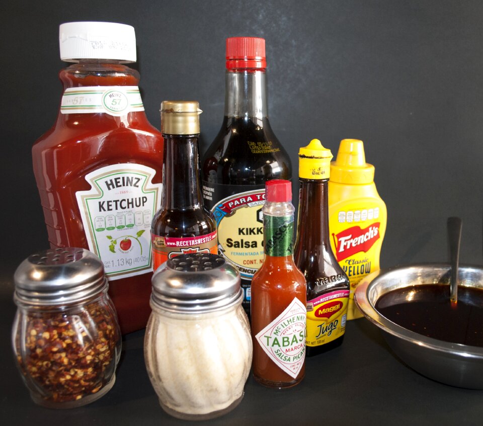 Pepper condiments chile