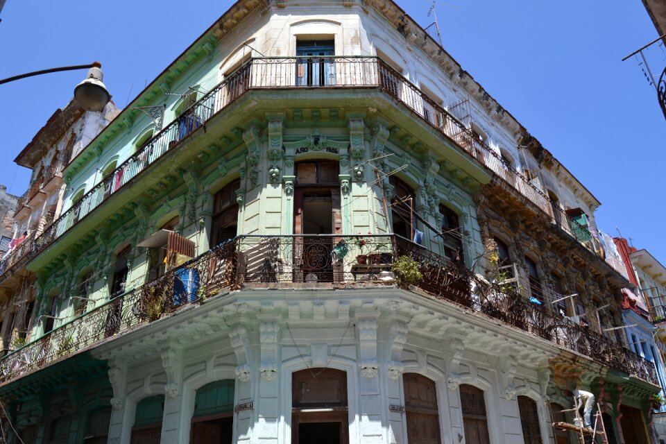 Building house facade