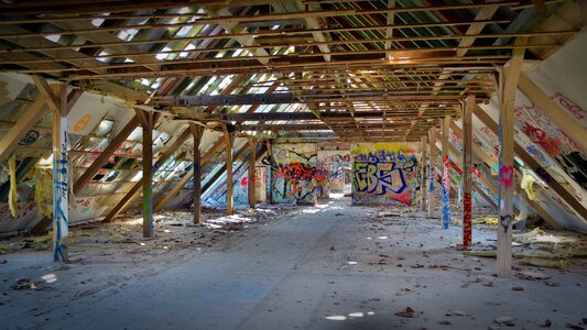 Abandoned graffiti decay