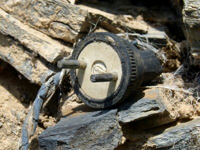 Obsolete frayed electricity