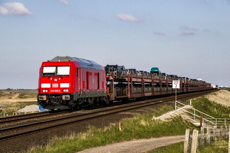 Autotransport car train transit
