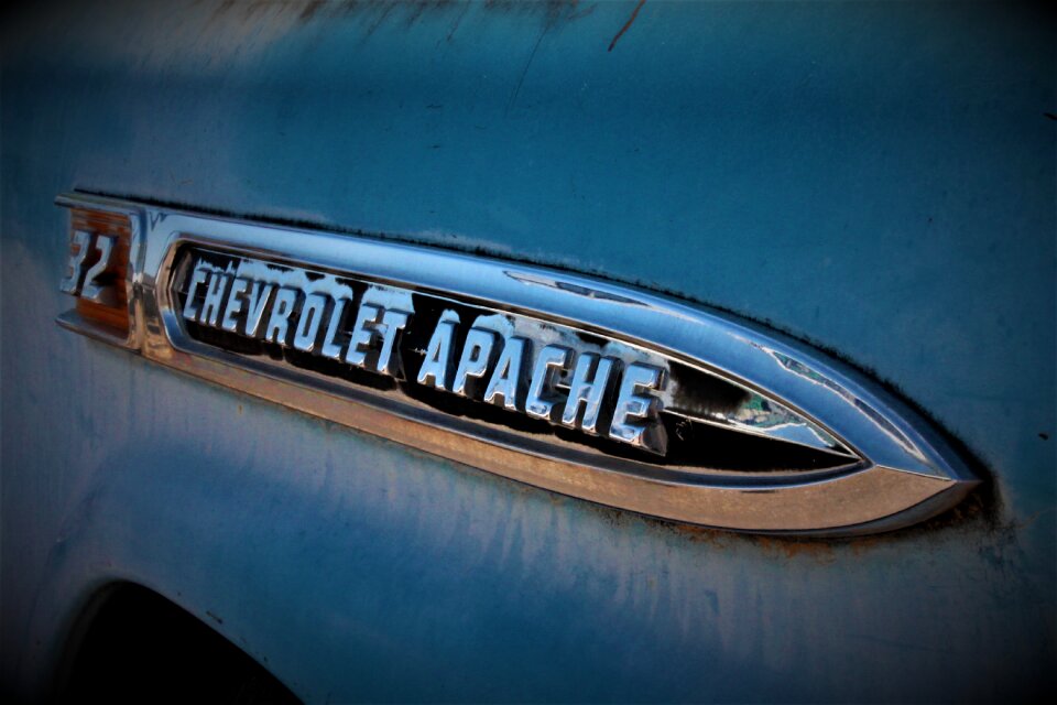 Truck emblem car emblem nostalgia