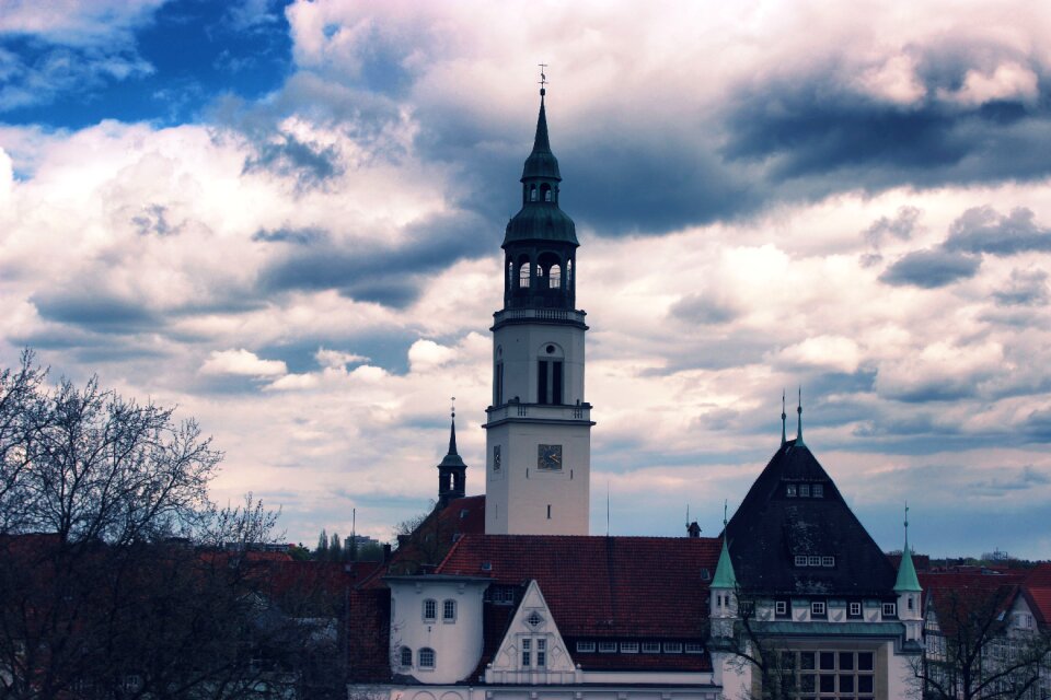 Steeple moody blue