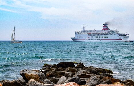 Sea port cruise photo