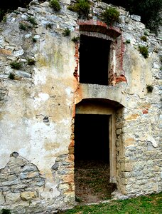 Ruin old decay