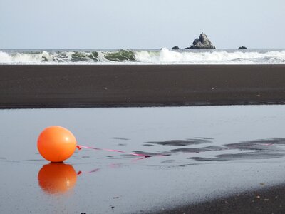 A balloon orange sand photo