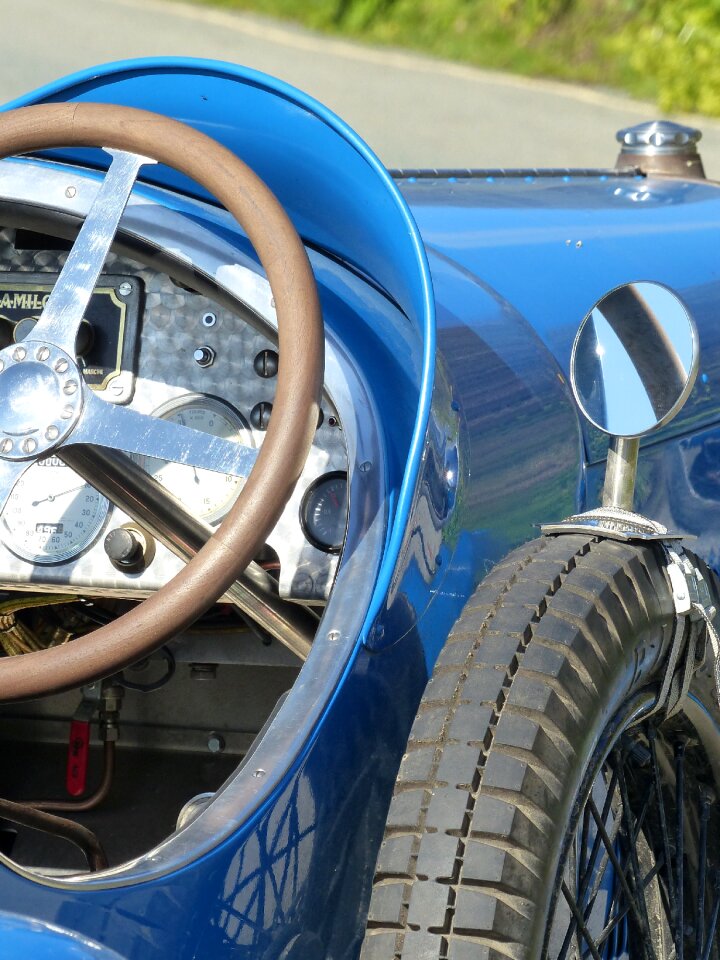 Old car steering wheel vintage