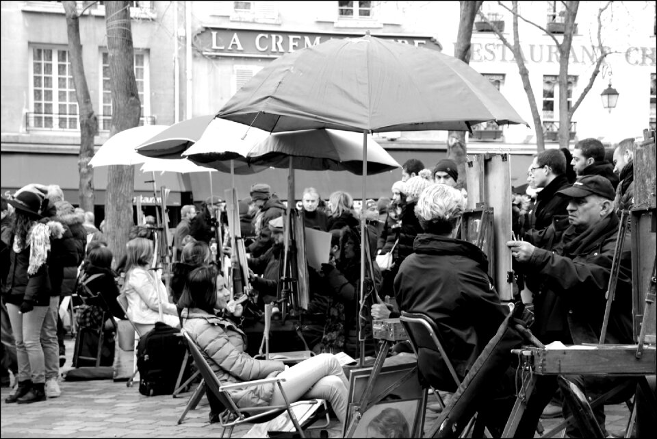Portrait painter street