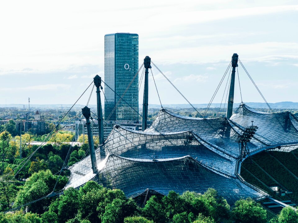 Architecture glass facade discs