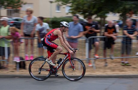 Race cyclist le mans