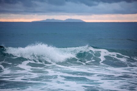 Sea the sea the waves of the sea
