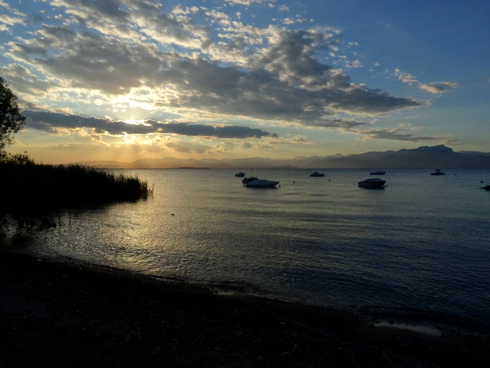 Lake garda evening more