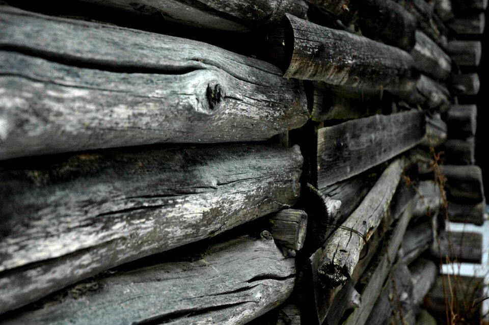 Hirsilato barn closed