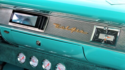 Emblem car clock chevy