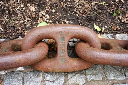 Rusted connected barrier photo