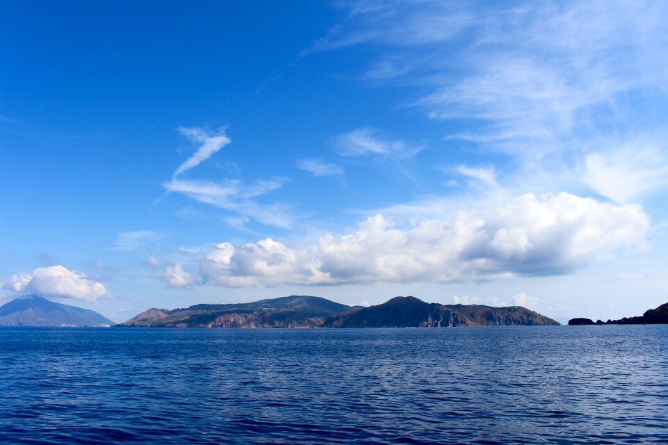 Cloud sea shipping