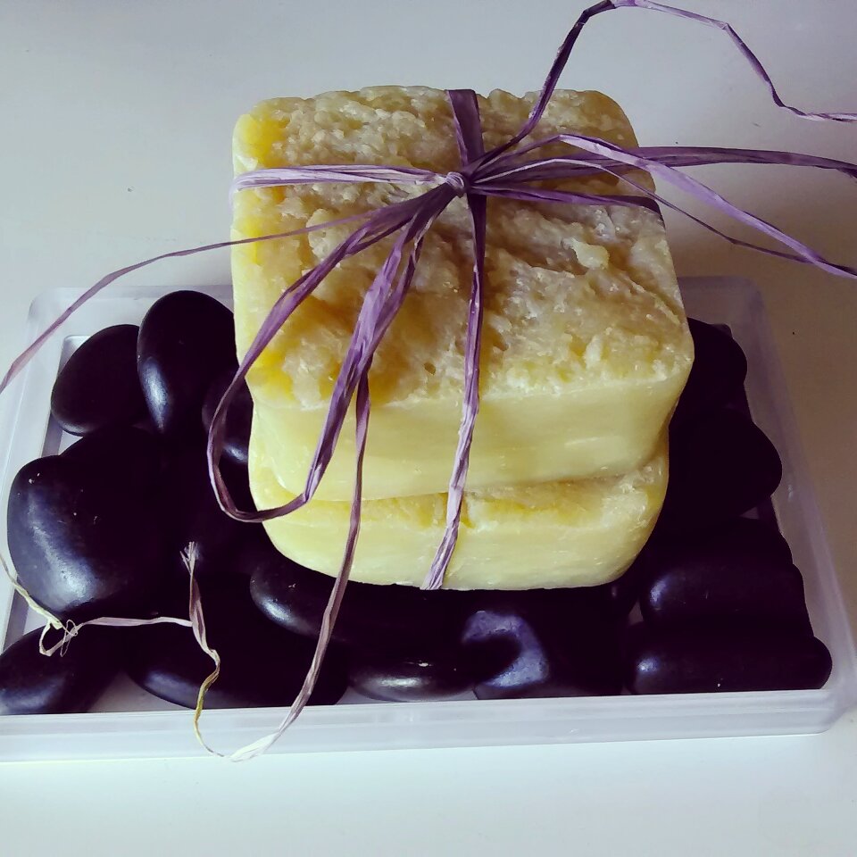 Organic yellow white