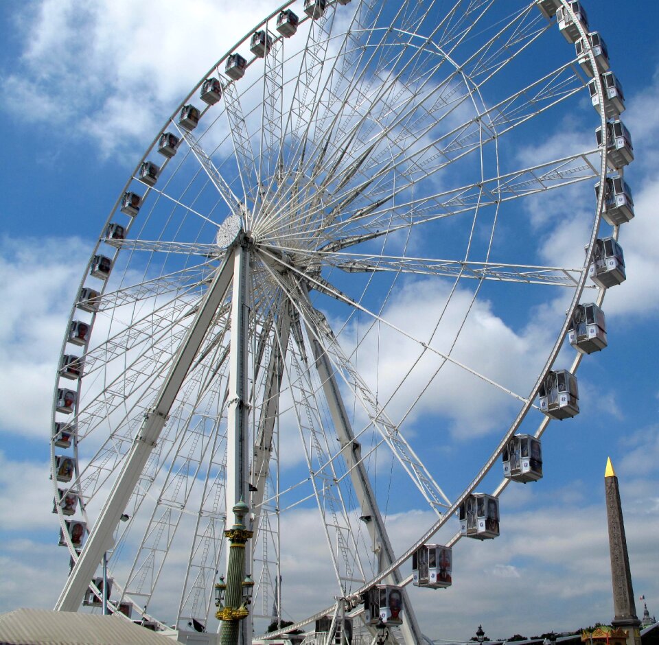 Paris wheel champs-élysée