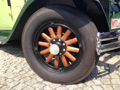 Motor vehicles classic cars antique car spoke wheel
