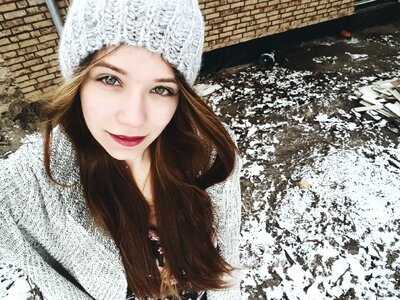 Snow grey wool