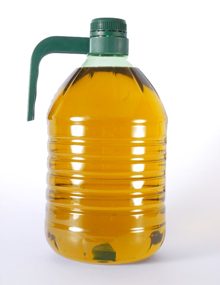Jerrycan food dressing