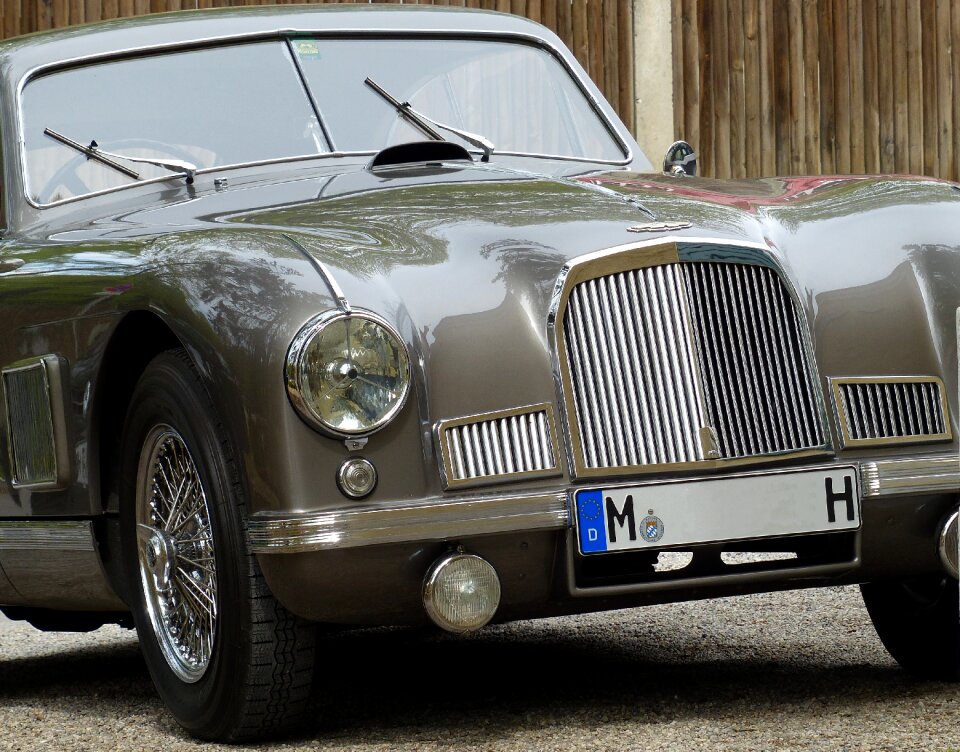 Auto oldtimer hood