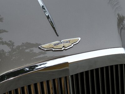 Auto oldtimer hood