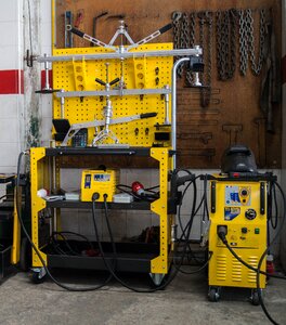Workshop vehicles maintenance