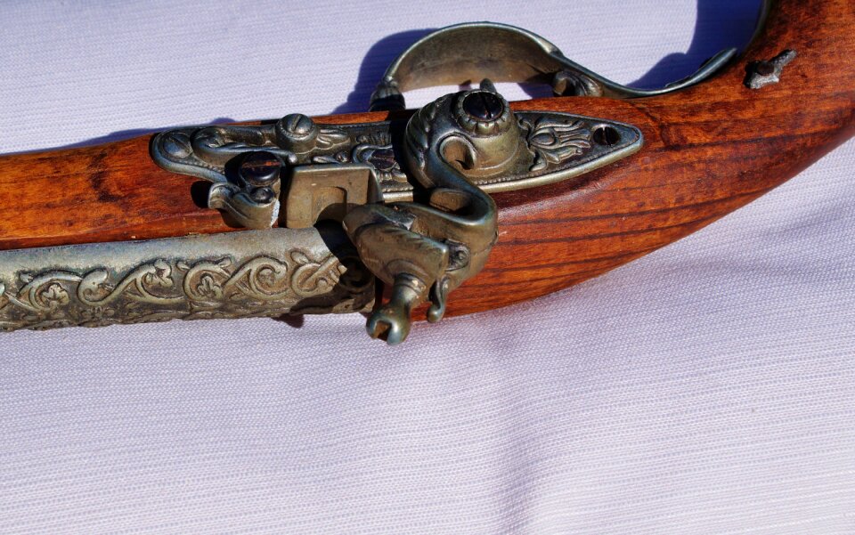 Old fire weapon middle ages