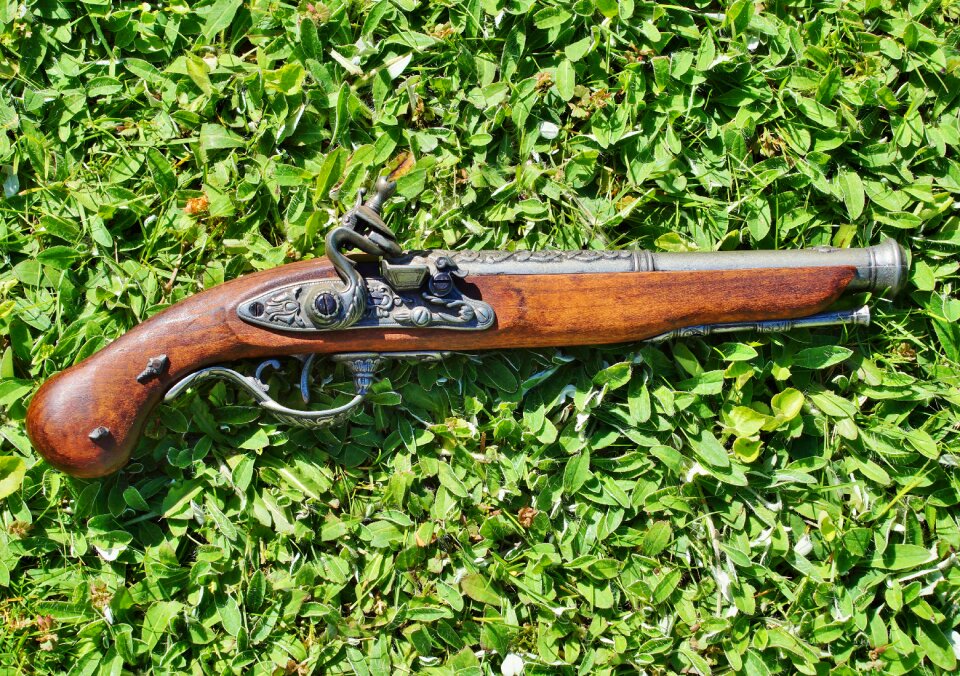 Old fire weapon middle ages