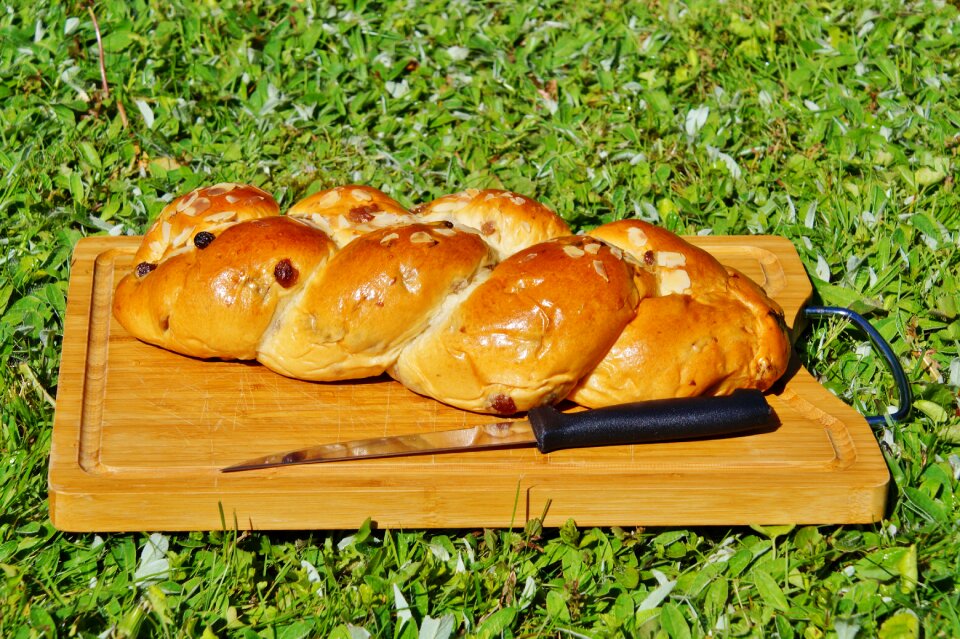 Hefekranz easter braid bake