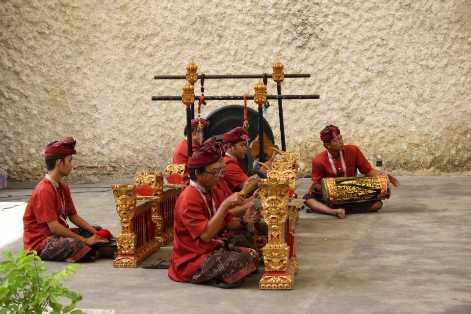 Music group folklore bali dance