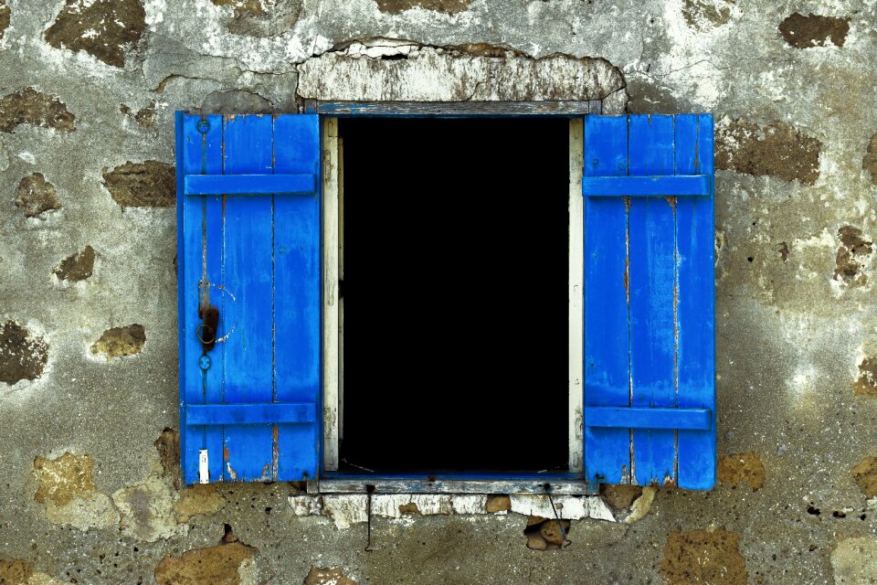 Wall architecture traditional