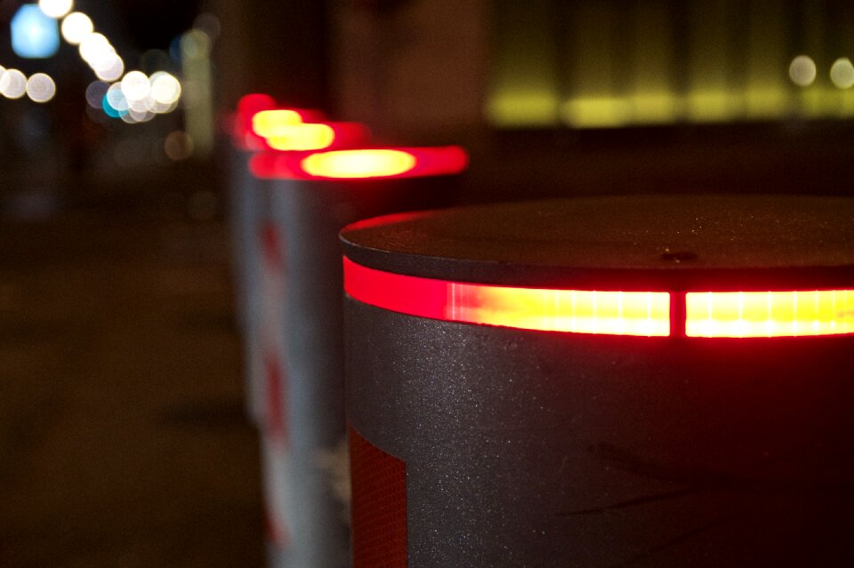 Bollard stop border
