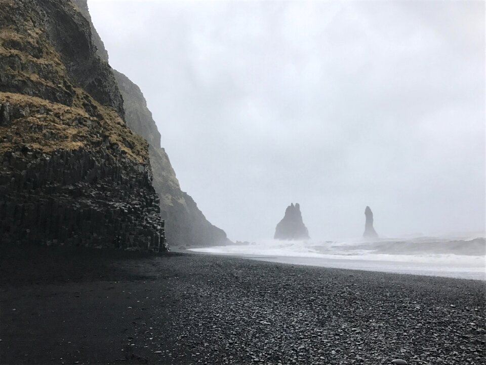 Beach vik reynisdrangar