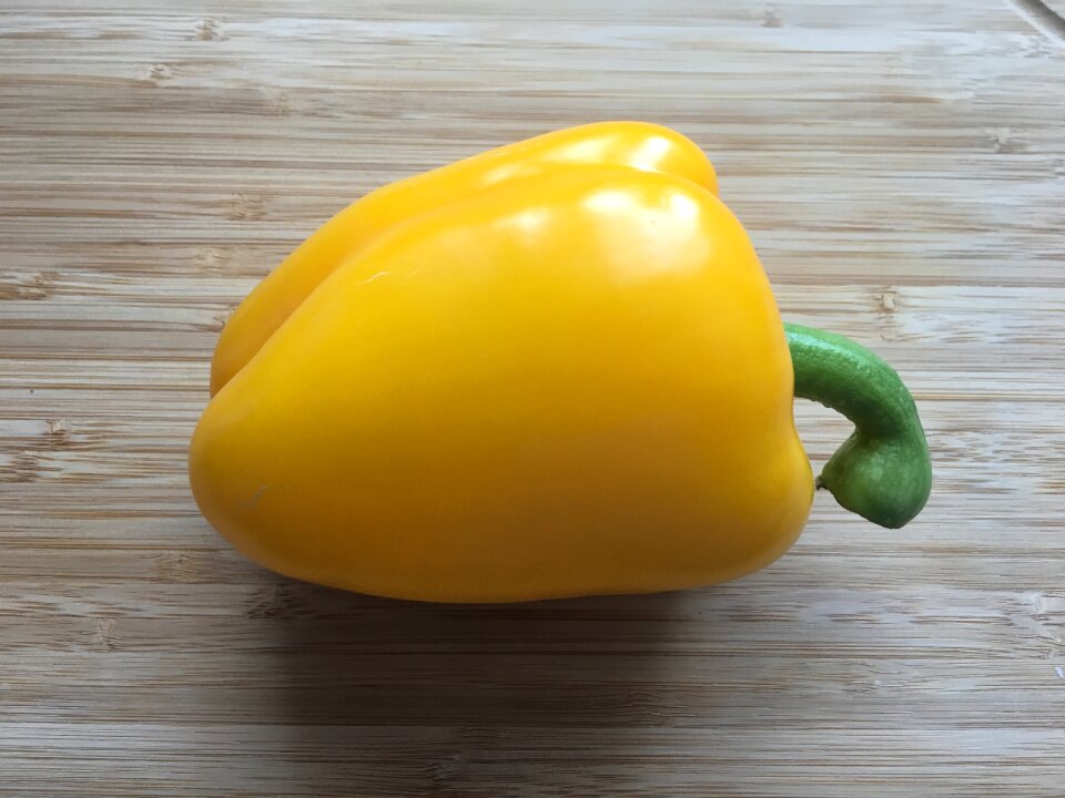Pepper yellow peppers food