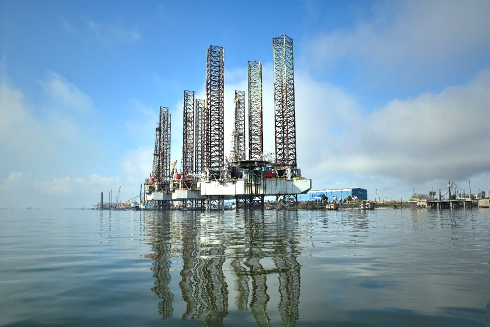 Petroleum construction petrochemical