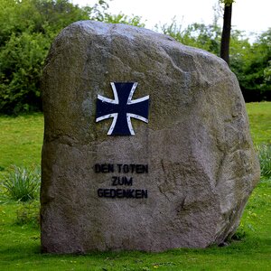 Death monument mourning